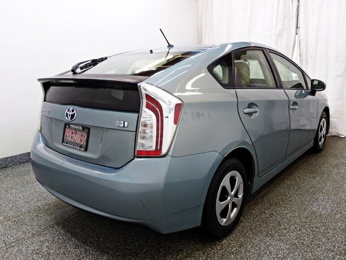Used 2012 Toyota Prius Two FWD image 6