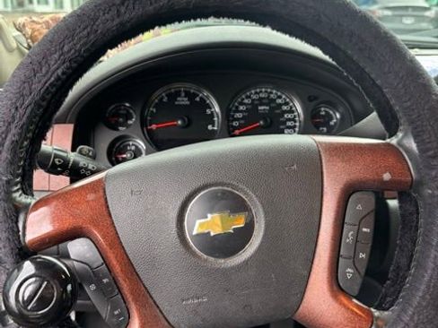 Used 2013 Chevrolet Silverado 1500 LTZ image 3