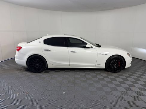 Used 2018 Maserati Ghibli S GranSport Q4 AWD/4WD image 8