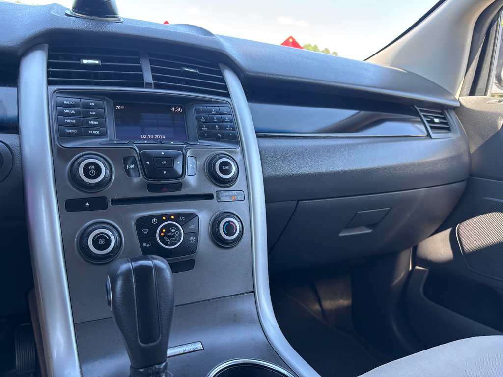 Used 2014 Ford Edge SE w/ Equipment Group 101A FWD image 15