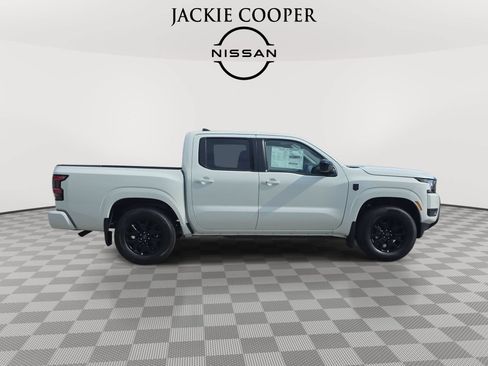 New 2026 Nissan Frontier SV w/ SV Convenience Package RWD image 4