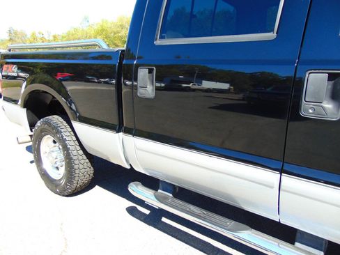 Used 2003 Ford F250 Lariat image 42