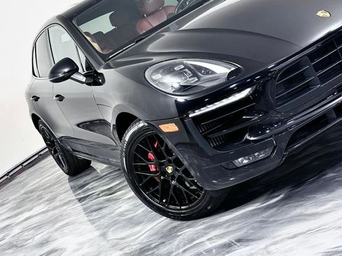 Used 2018 Porsche Macan GTS image 4