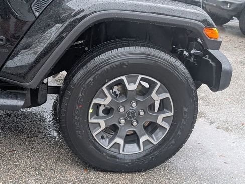 New 2026 Jeep Gladiator Sport image 9