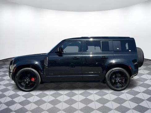 Used 2024 Land Rover Defender 110 X AWD/4WD image 2