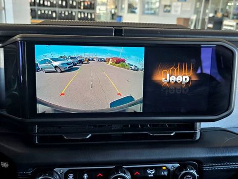 Certified 2025 Jeep Wrangler Sahara 4xe image 11