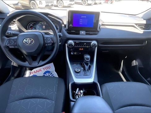 Used 2025 Toyota RAV4 XLE w/ Convenience Package image 16
