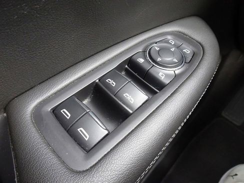 Certified 2023 Cadillac XT6 Luxury image 23