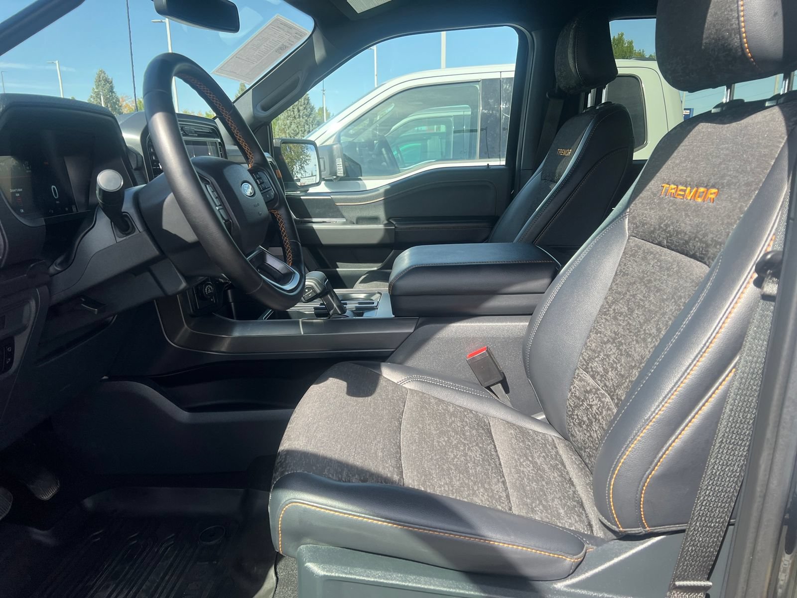 Used 2025 Ford F150 Tremor w/ Tow/Haul Package AWD/4WD image 18