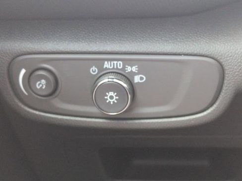 Used 2023 Chevrolet TrailBlazer LS AWD/4WD image 18