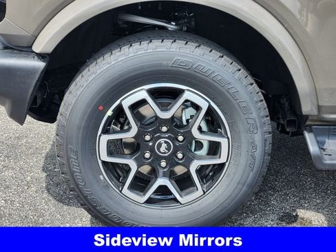 New 2026 Ford Bronco Outer Banks AWD/4WD image 10