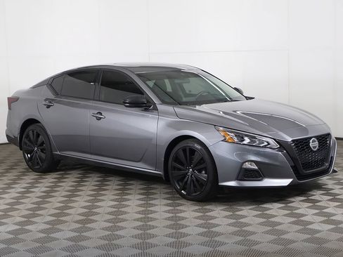 Used 2020 Nissan Altima 2.5 SR w/ Premium Package AWD/4WD image 50