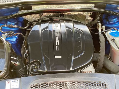 Used 2018 Porsche Macan Sport Edition image 11