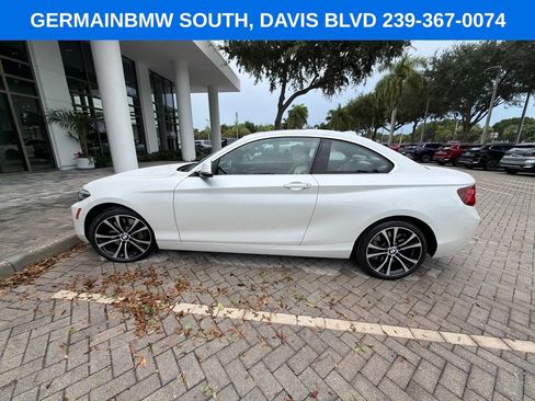 Used 2021 BMW 230i Coupe w/ Convenience Package RWD image 5