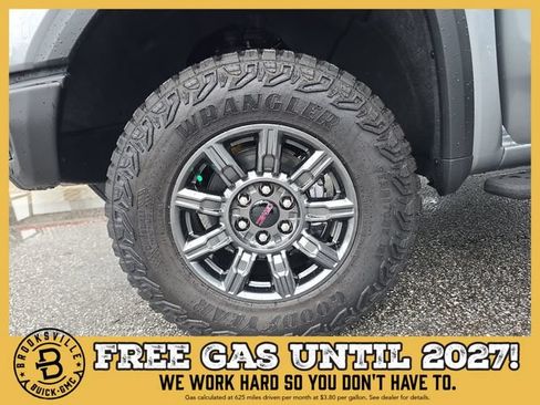 New 2026 GMC Sierra 1500 AT4X AWD/4WD image 30