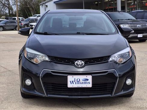 Used 2015 Toyota Corolla S image 2