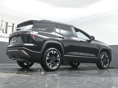 New 2026 Chevrolet Equinox LT w/ Convenience Package II image 11