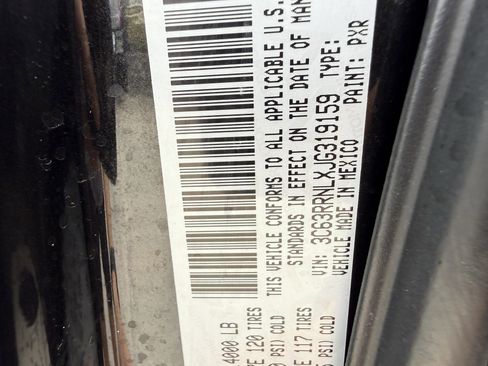 Used 2018 RAM 3500 Laramie Longhorn image 34