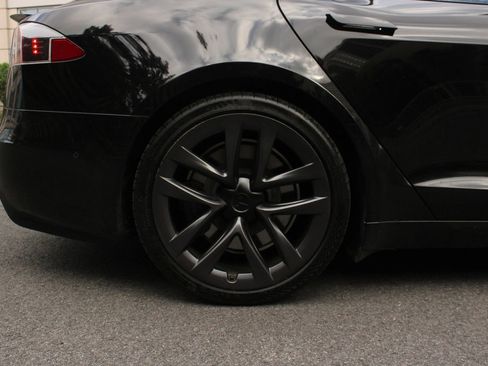 Used 2021 Tesla Model S Plaid AWD/4WD image 5