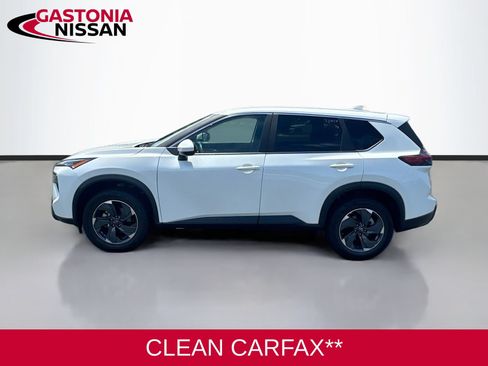 Used 2025 Nissan Rogue SV FWD image 5