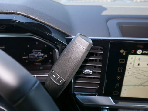 New 2026 GMC Sierra 3500 SLE image 23