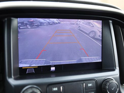 Used 2019 GMC Canyon SLT w/ Driver Alert Package image 28