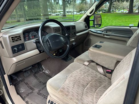 Used 2000 Ford F350 XLT image 30