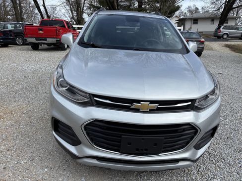 Used 2020 Chevrolet Trax LT w/ LT Convenience Package image 1