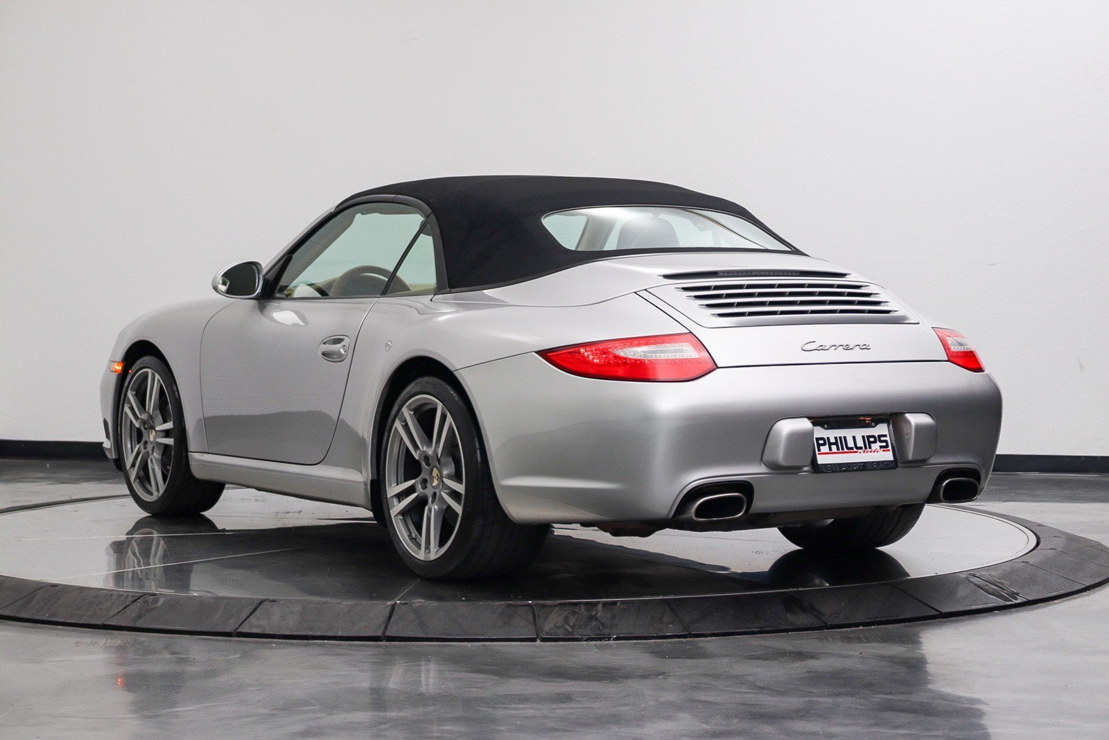 Used 2009 Porsche 911 Carrera RWD image 18