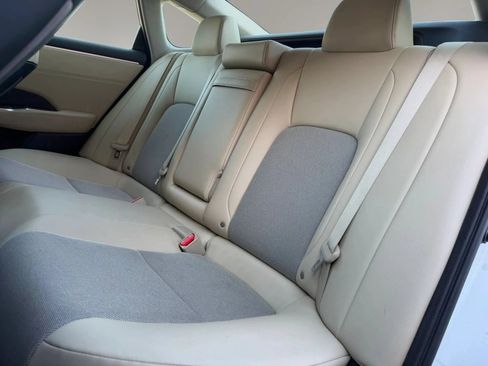 Used 2020 Honda Clarity Plug-In Hybrid image 27