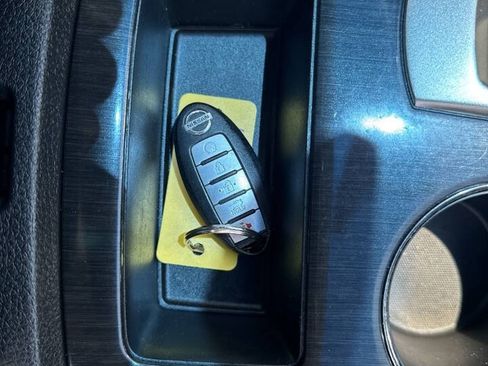 Used 2013 Nissan Altima 2.5 SV FWD image 11