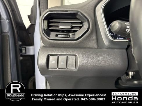 Certified 2023 Honda Pilot Touring image 15