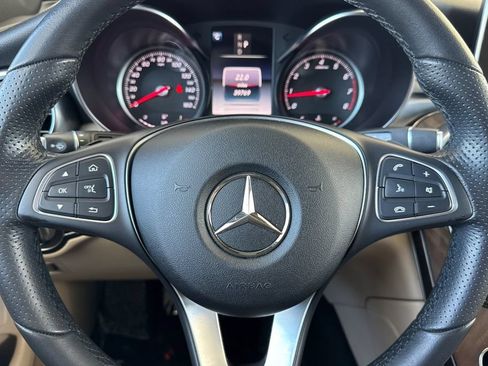 Used 2018 Mercedes-Benz GLC 300 image 27