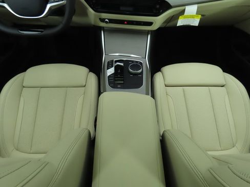 Used 2026 BMW 430i Coupe w/ Parking Assistance Package image 18