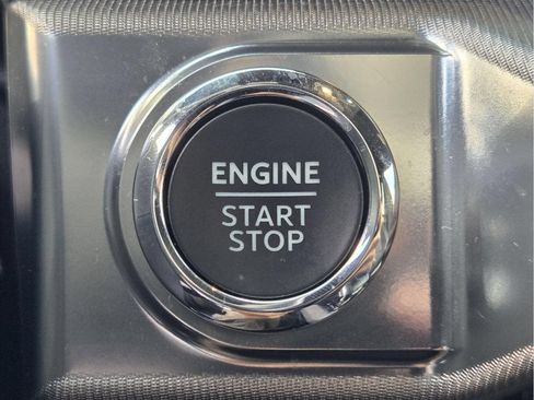 Used 2024 Ford F150 Lariat AWD/4WD image 27