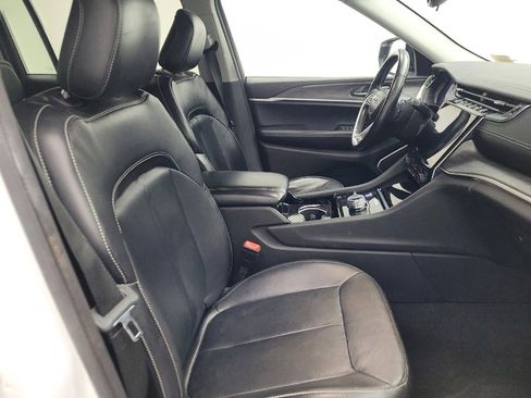 Used 2021 Jeep Grand Cherokee L Limited image 21