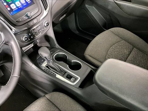Used 2024 Chevrolet Equinox LT AWD/4WD image 17