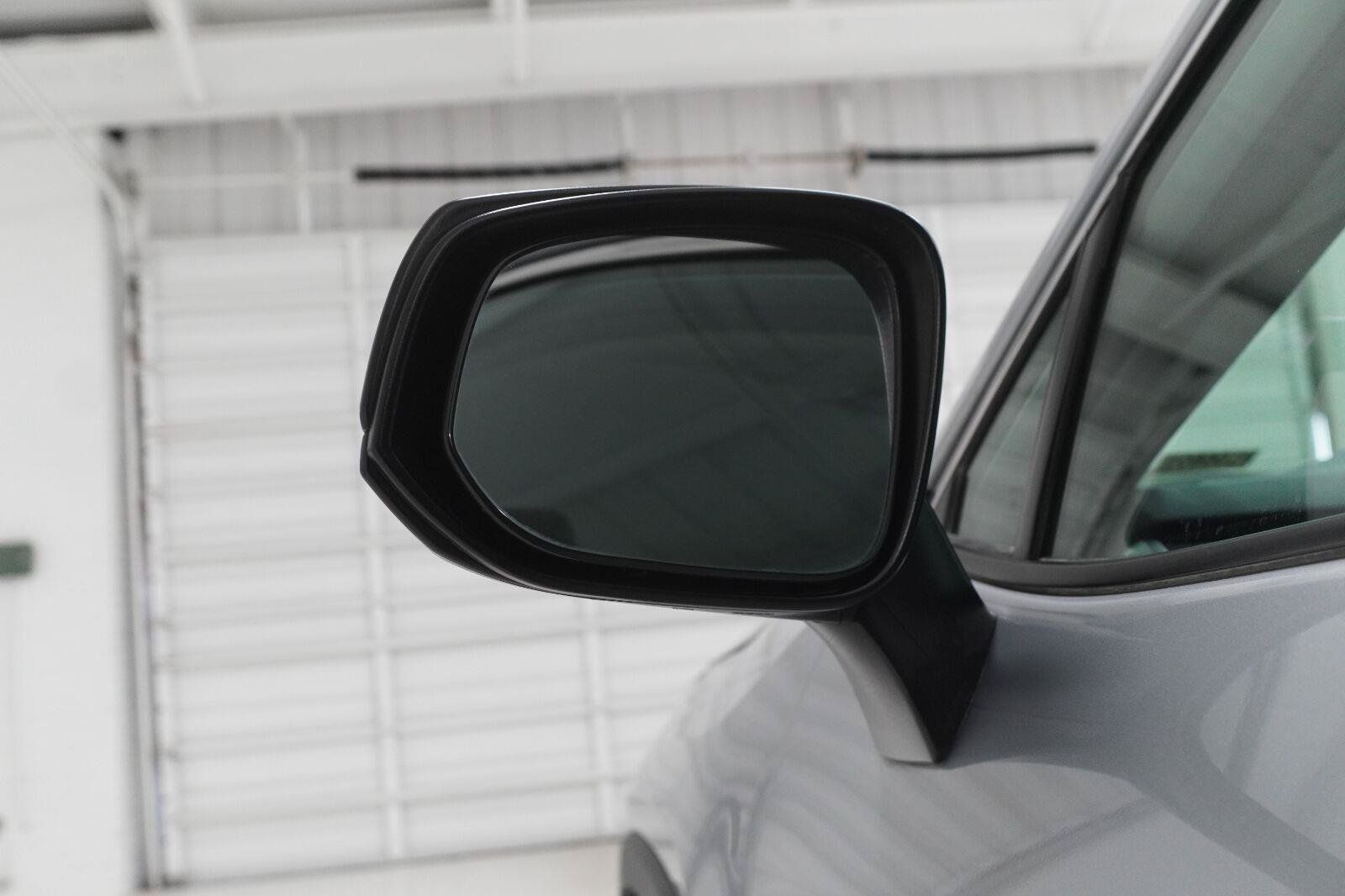 Used 2025 Toyota RAV4 LE AWD/4WD image 35