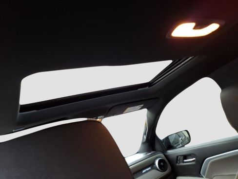 Certified 2024 Chevrolet Colorado ZR2 w/ ZR2 Convenience Package III image 16