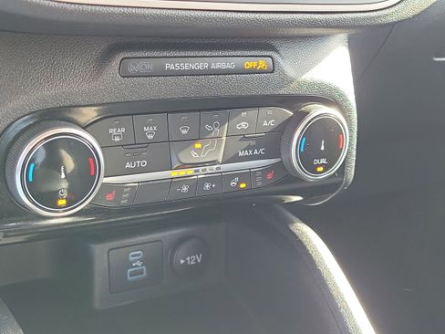 Certified 2022 Ford Escape SE w/ Convenience Package image 30