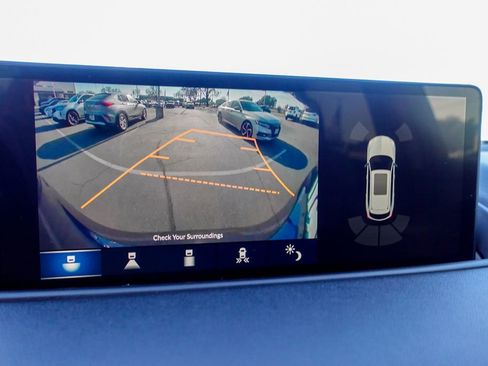 Used 2023 Acura MDX Technology image 18