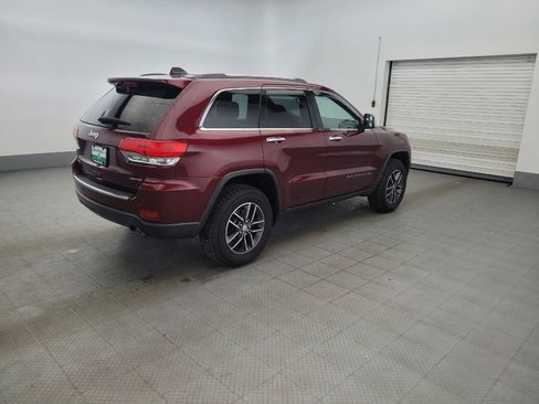 Used 2017 Jeep Grand Cherokee Limited w/ Luxury Group II AWD/4WD image 10