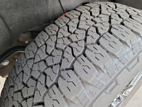 Used 2022 GMC Sierra 3500 AT4 w/ AT4 Preferred Package image 31