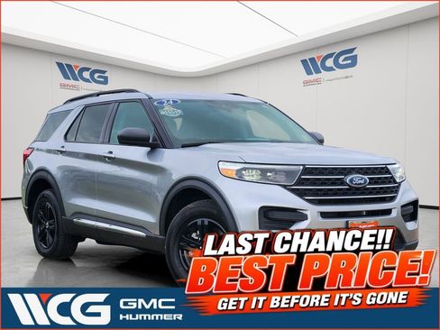 Used 2024 Ford Explorer XLT AWD/4WD image 1