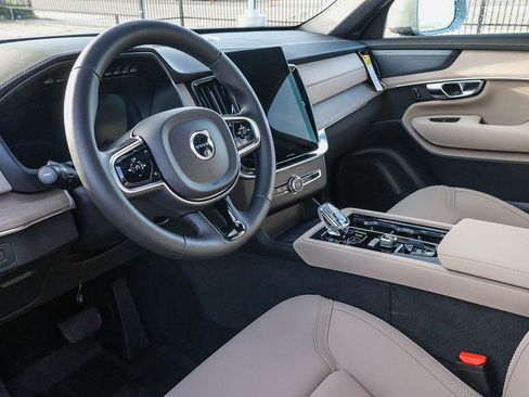 New 2026 Volvo XC90 T8 Plus w/ Protection Package AWD/4WD image 28