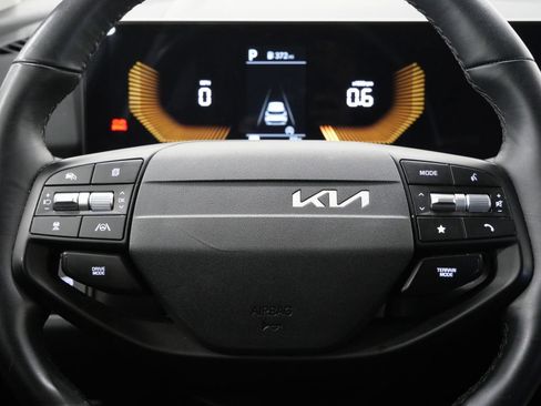 Used 2026 Kia Sportage LX AWD/4WD image 16