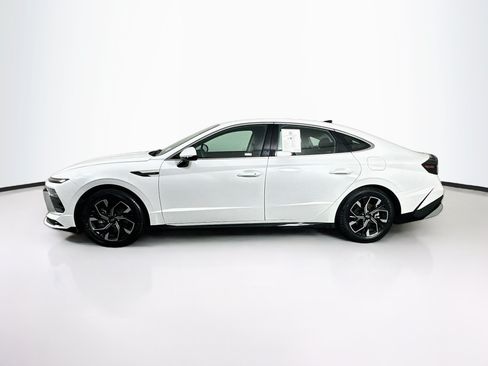Used 2024 Hyundai Sonata SEL FWD image 4