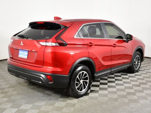 Used 2022 Mitsubishi Eclipse Cross ES AWD/4WD image 6