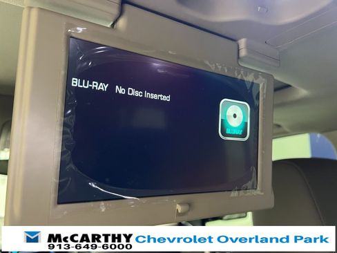 Used 2020 Chevrolet Suburban Premier image 31