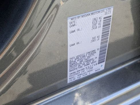 Used 2024 Nissan Altima 2.5 SV FWD image 36